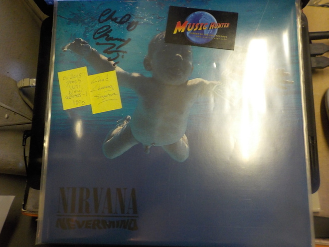 NIRVANA - NEVERMIND UUSI LP + CHAD SIGNATURE (NIMMARI)