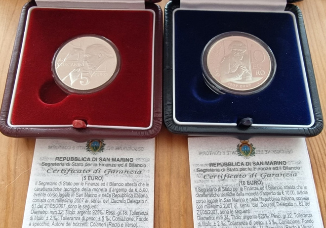 San Marino 2007 5e ja 10e hopeajuhlarahat proof