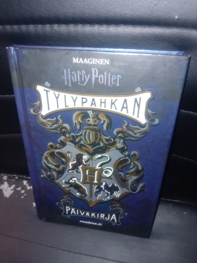 Tylypahkan päiväkirja  ( SIS POSTIKULU )