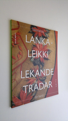 Ulla Ralli : Lankaleikki : kirjontaa ja paperilankakorist...
