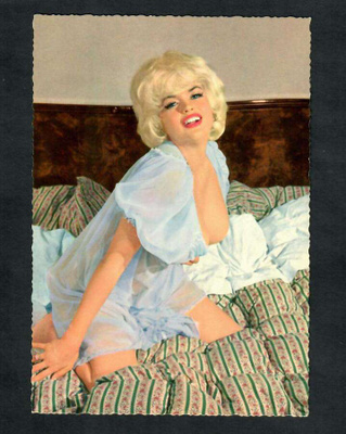 Vanha postikortti - Jayne Mansfield - Pinup kuva