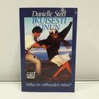 Ikuisesti Sinun (D. Steel, kirja) - pikkukuva 1
