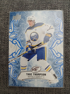 Tage Thompson x 2kpl / BUFFALO