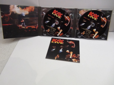 AC / DC LIVE - TUPLA