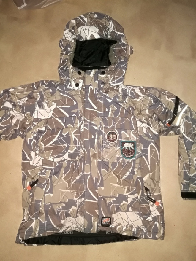 Icepeak - talvitakki koko 140 cm karhu kirjava kuosi