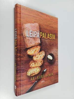 Ari Korolainen : Leipäpalasia (signeerattu, tekijän omiste)