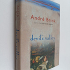 Andre Philippus Brink : Devil's Valley - pikkukuva 1