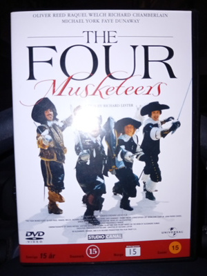 Dvd The Four Musketeers ( SIS POSTIKULU )