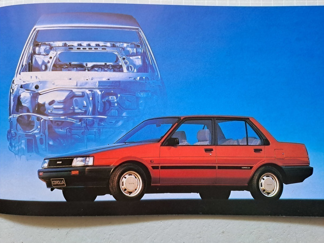 Toyota Corolla -esite, 1983