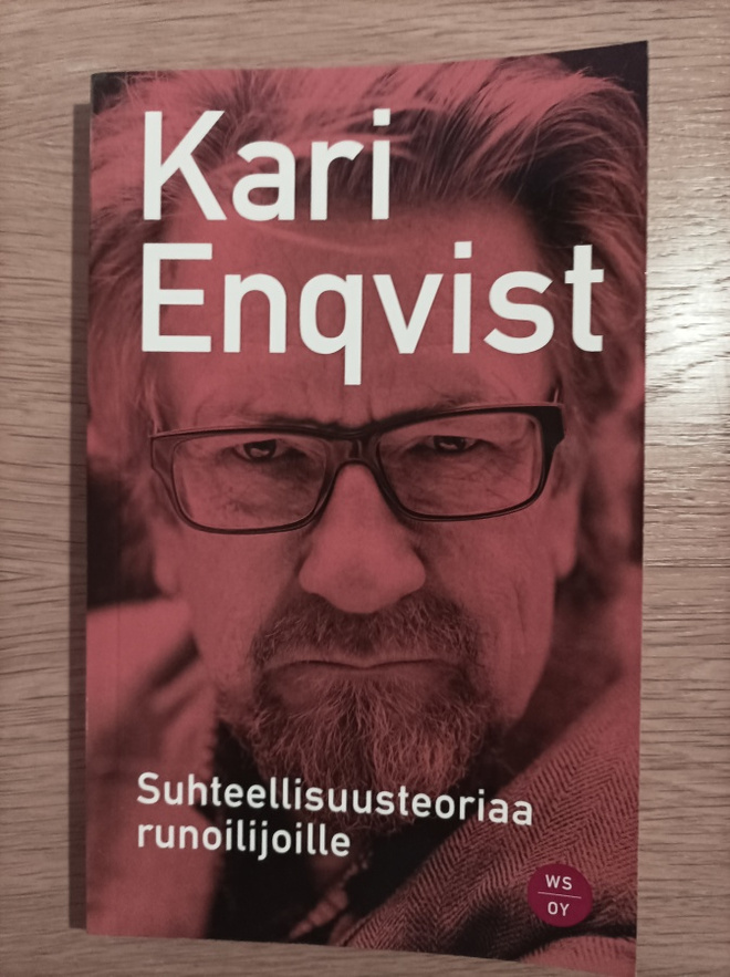 Enqvist : Suhteellisuusteoriaa runoilijoille