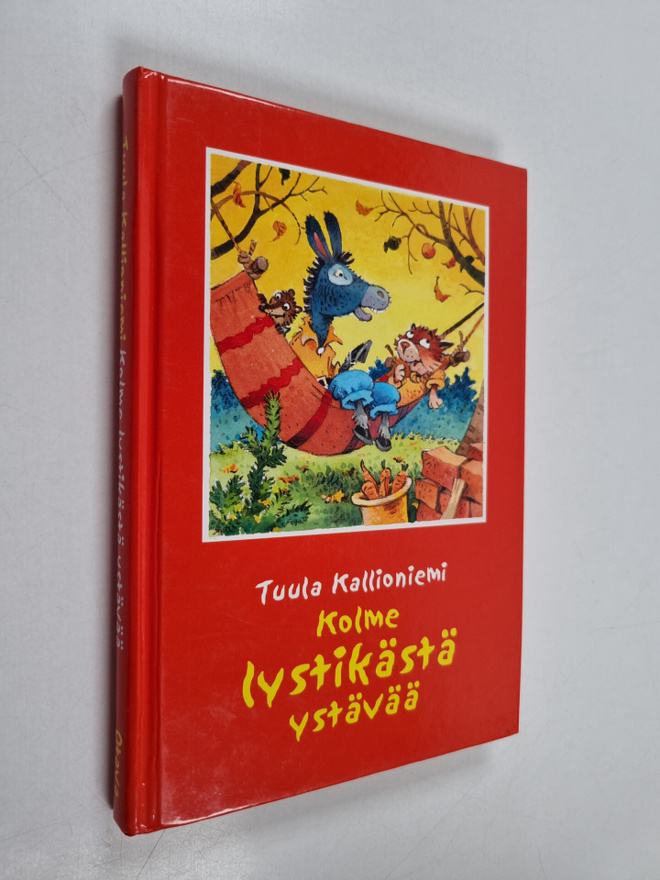 Tuula Kallioniemi : Kolme lystikästä ystävää