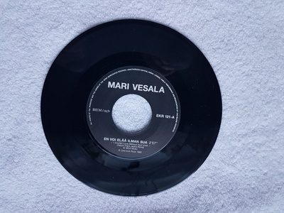 Mari Vesala – En Voi Elää Ilman Sua 7" single