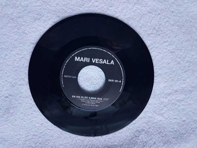 Mari Vesala – En Voi Elää Ilman Sua 7" single