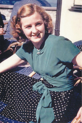 EVA BRAUN - valokuva