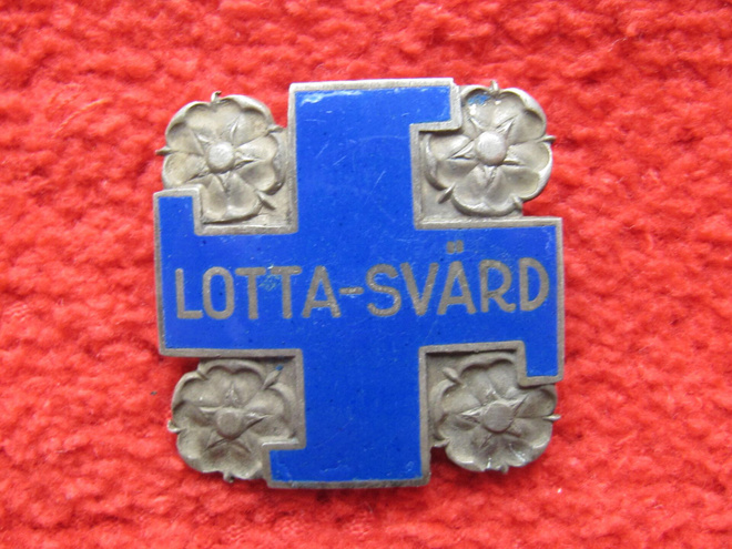 Vanha Lotta Svärd jäsenmerkki - hopeaa -