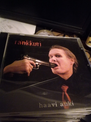 Rankkuri haavi auki