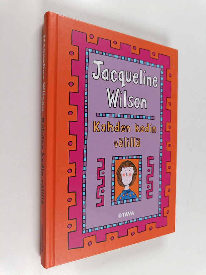Jacqueline Wilson : Kahden kodin välillä