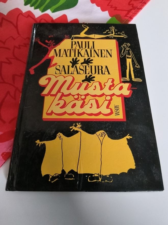 Salaseura Mustakäsi