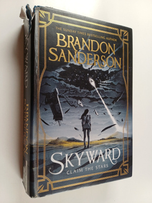 Brandon Sanderson : Skyward : Claim the stars