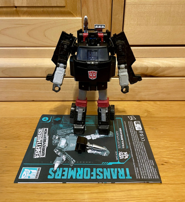 Transformers Earthrise Trailbreaker