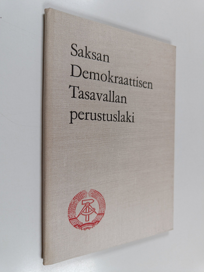 Saksan Demokraattisen Tasavallan perustuslaki