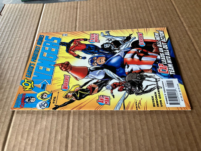 MARVEL AVENGERS 26/2000 HYVÄ