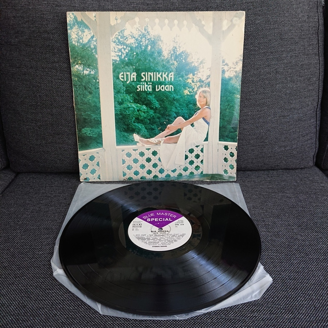 Eija Sinikka - Siitä Vaan LP