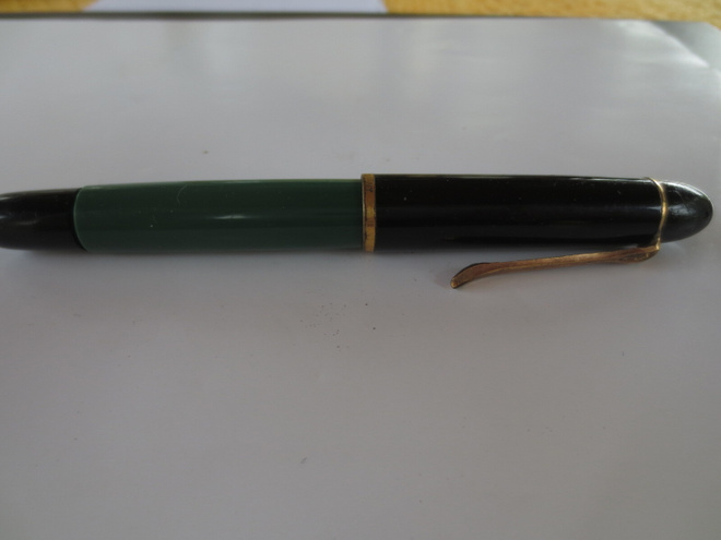 Mustekynä Pelikan 120