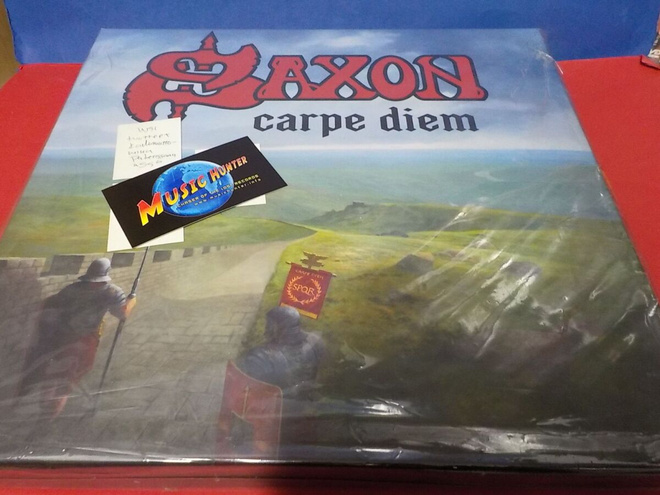 SAXON - CARPE DIEM UUSI LP+CD BOKSI