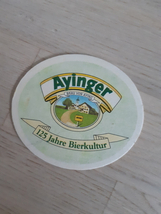 Saksalainen tuopinalunen Ayinger