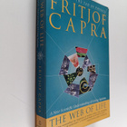 Fritjof Capra : The web of life : a new scientific unders... - pikkukuva 1