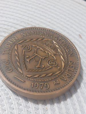 TURUN NUMISMAATTISEN SEURAN MITALLI