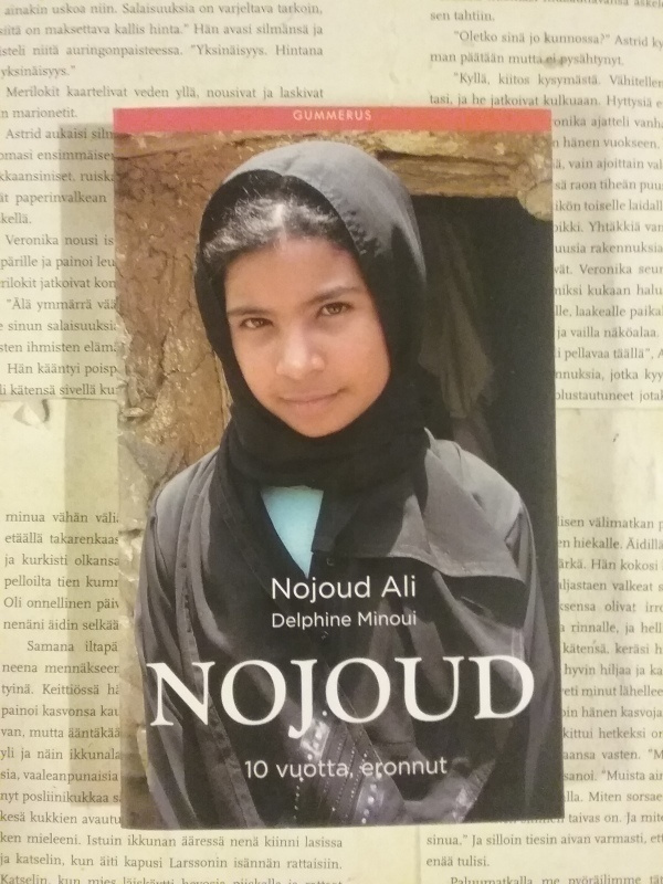 N.Ali, D.Minoui - Nojoud: 10 vuotta, eronnut (pokkari)