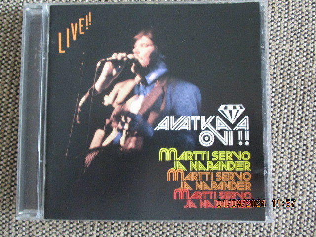 Martti Servo ja Napander AVATKAA OVI (CD)