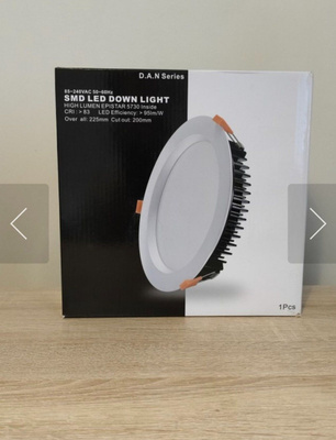 30W LED-kattovalaisin – uusia, 8 kpl