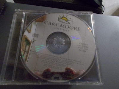 PROMO CDS GARY MOORE ** ONE DAY **