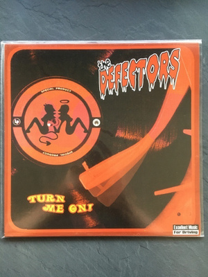 The Defectors Turn Me On LP Vinyl