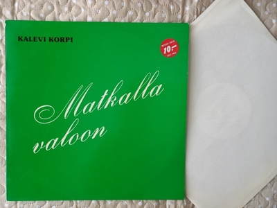 LP KALEVI KORPI Matkalla valoon