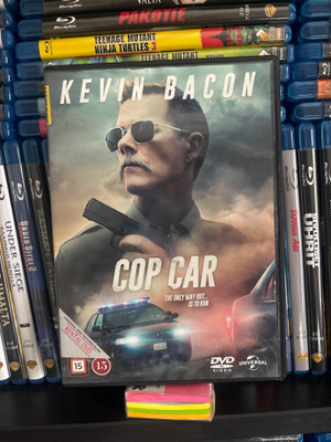 Cop car (2015) Kevin Bacon