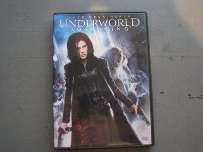 UNDERWORLD - awakening ( Kate Beckinsale )