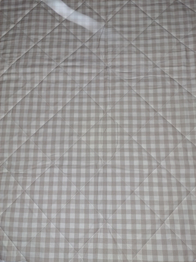 Beige ruudullinen puuvilla tikkikangas 150x110cm