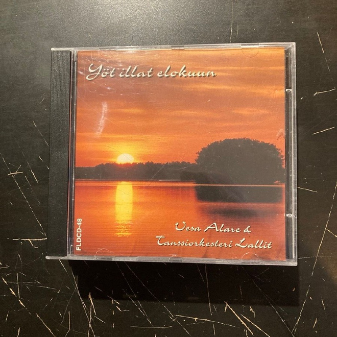 Vesa Alare & Lallit - Yöt illat elokuun CD