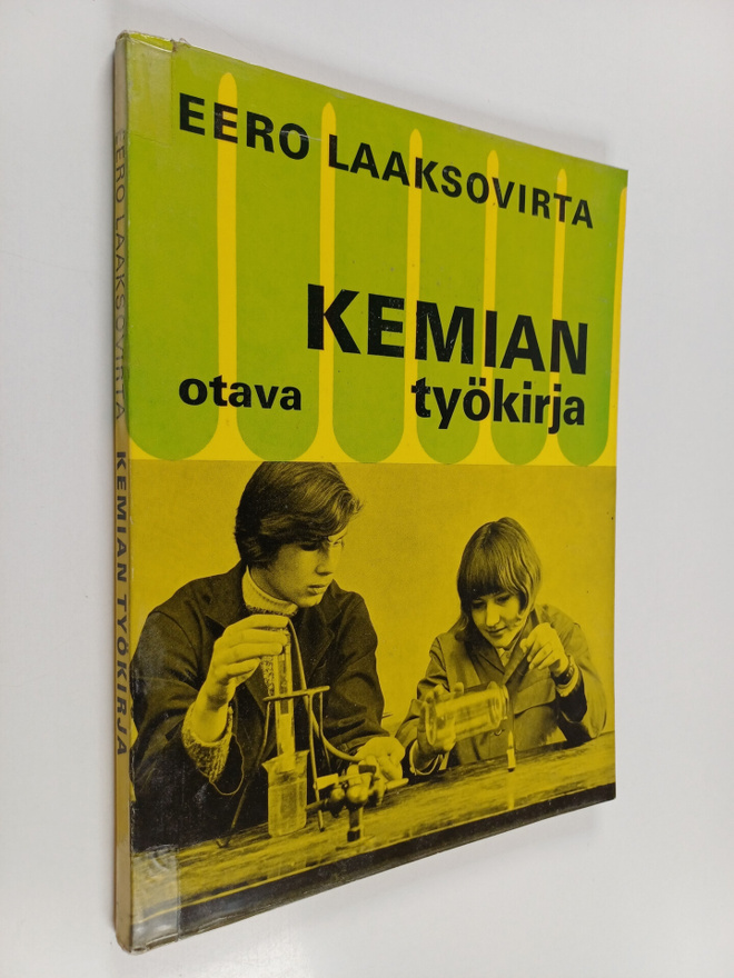 Eero Laaksovirta : Kemian työkirja keskikoulua varten