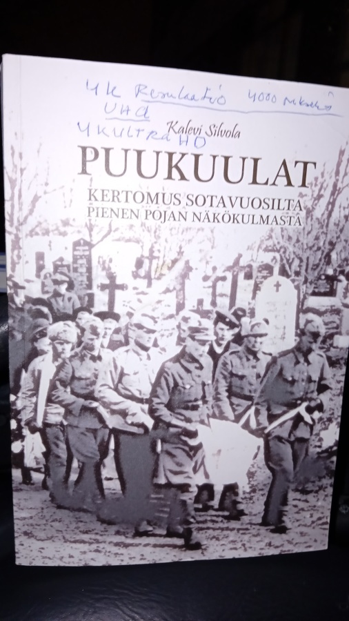 Silvola : Puukuulat ( SIS POSTIKULU )