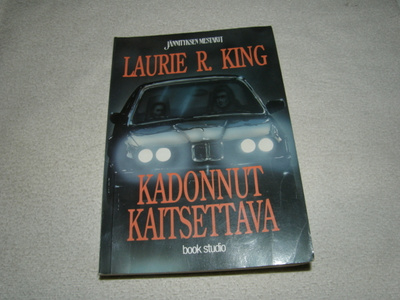Laurie R. King Kadonnut kaitsettava   -nid