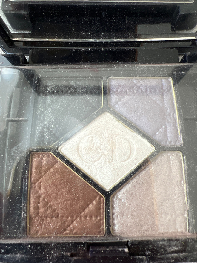 Dior luomiväri 790 night dust