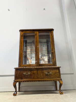 Vintage Chippendale vitriini