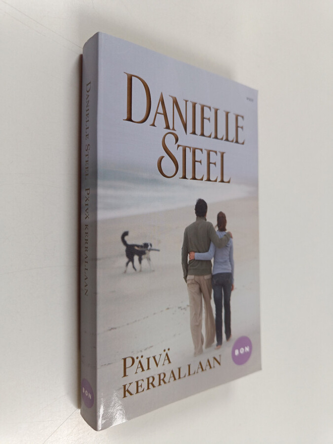 Danielle Steel : Päivä kerrallaan