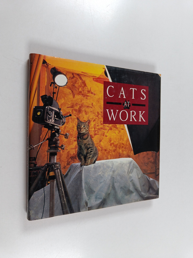 Rhonda Gray ym. : Cats at Work