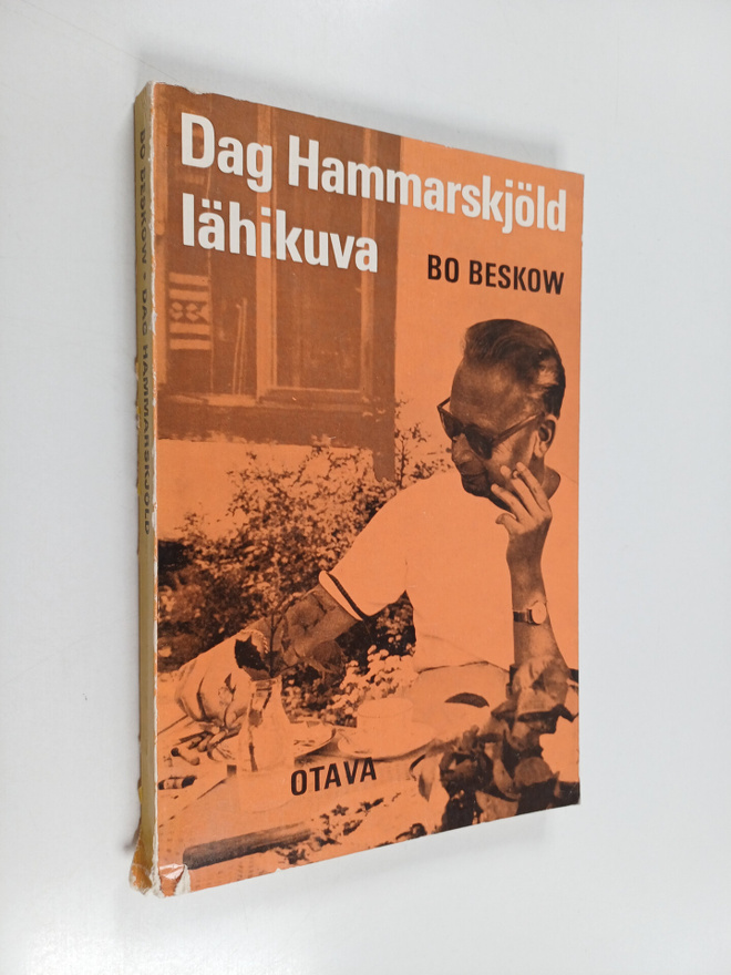 Bo Beskow : Dag Hammarskjöld : lähikuva